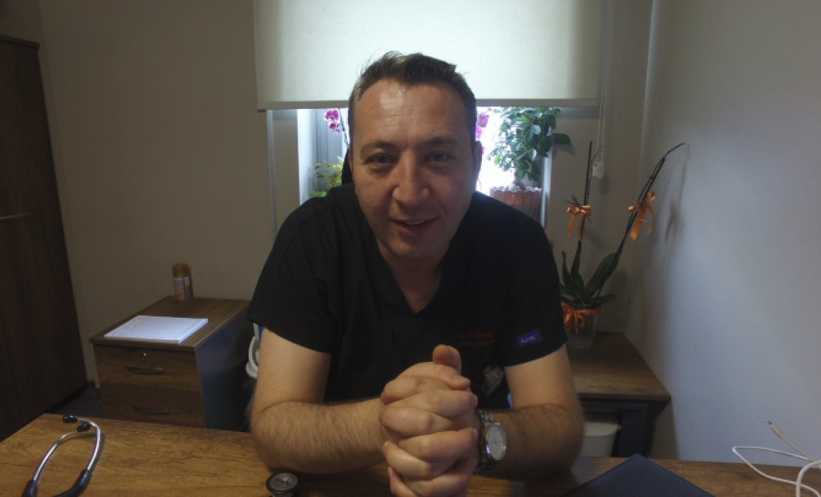 DR.Richard Muldoone item